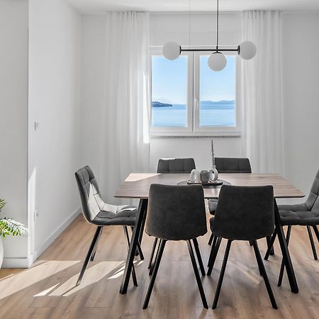 Apartments Bakota 오미스 외부 사진