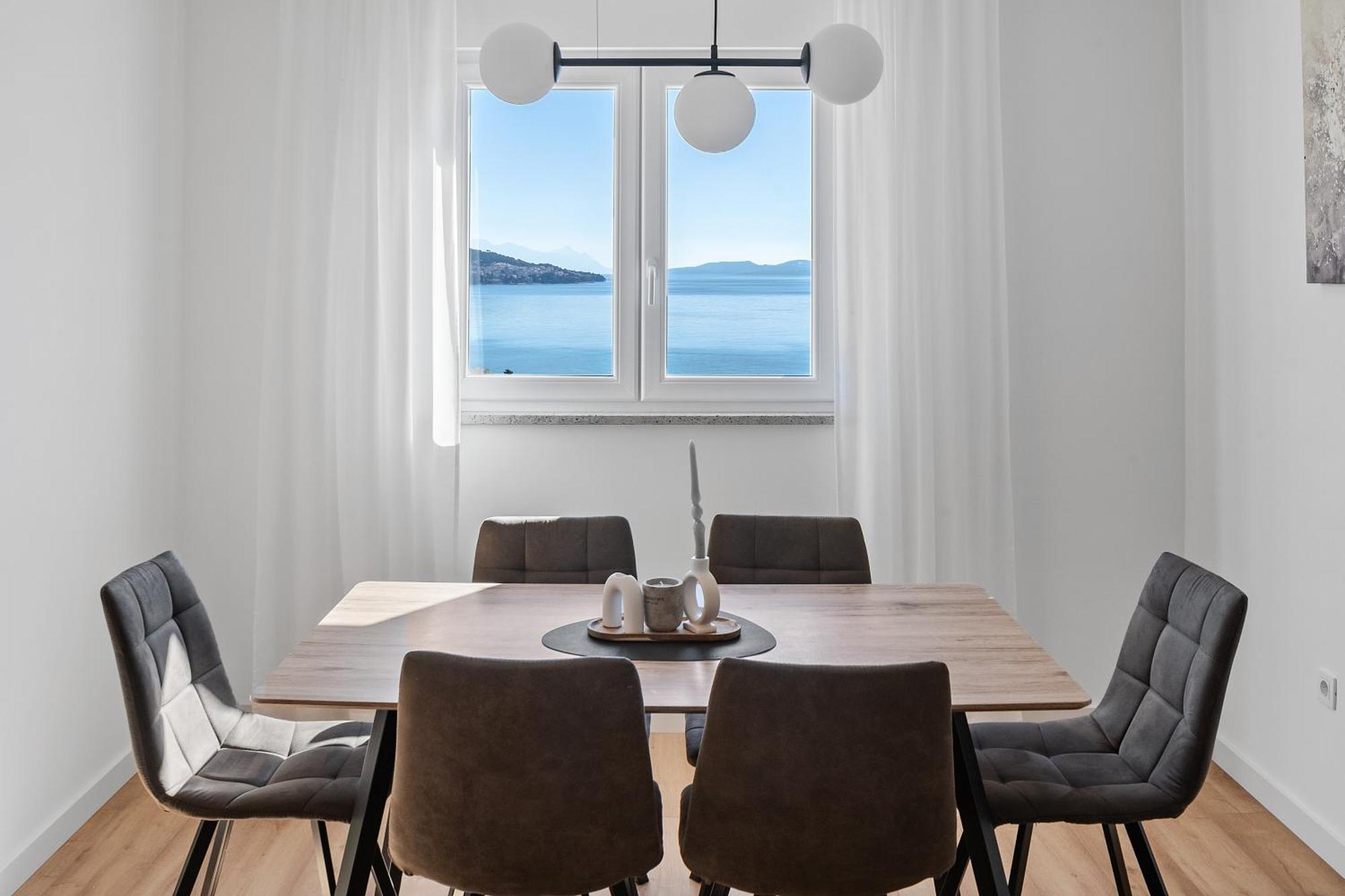 Apartments Bakota 오미스 외부 사진