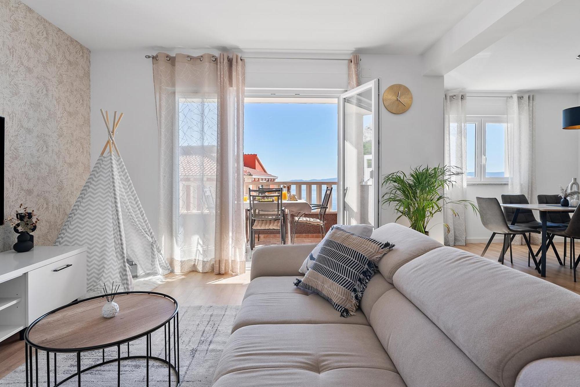Apartments Bakota 오미스 외부 사진